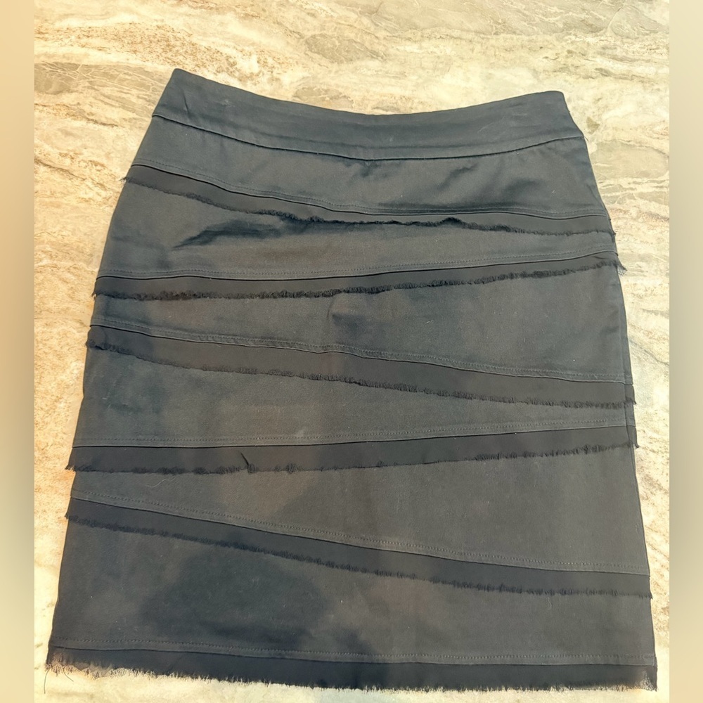 White House Black Market Black Pencil Skirt Women’s 2 Textured Career
